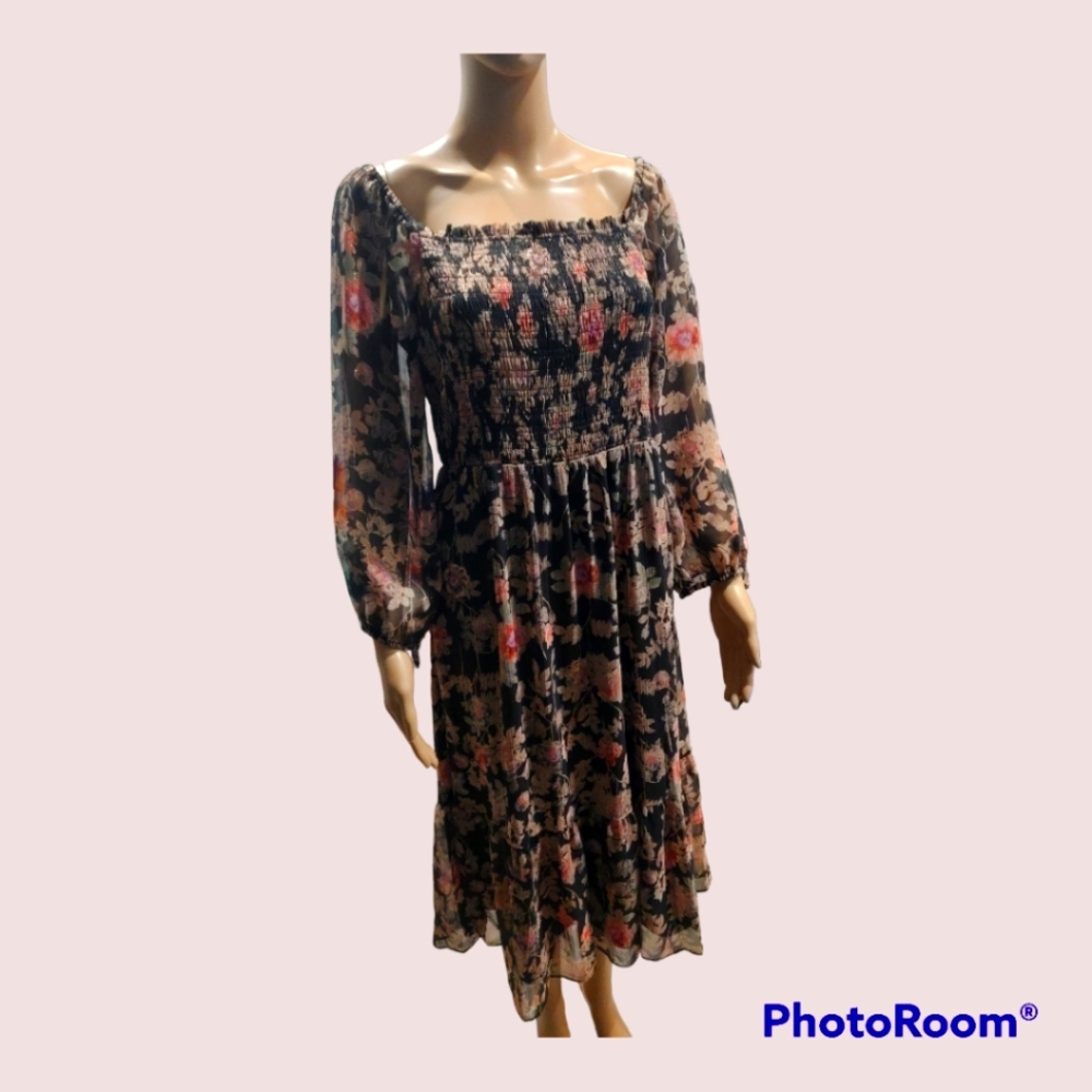 $25!NWT Lauren Conrad Long Sleeved Dress